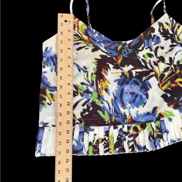 Like New French Connection Blouse - Picture 7 of 8